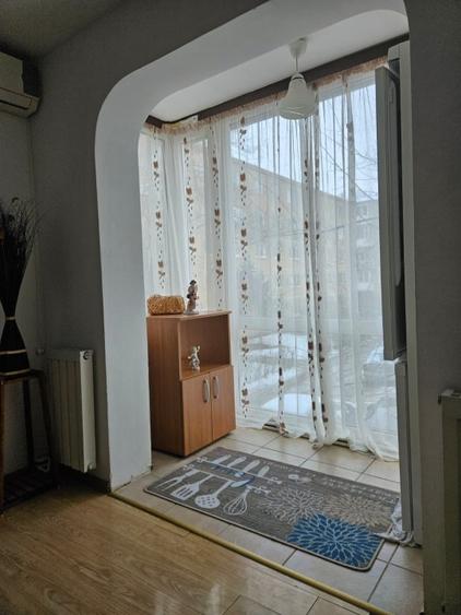 Inchiriere apartament cu 3 camere zona Sagului
