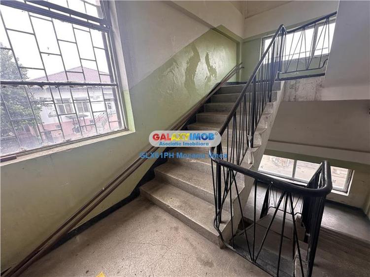 Inchiriere spatiu birouri 100 mp, Paulesti, stradal, 6 km de Ploiesti