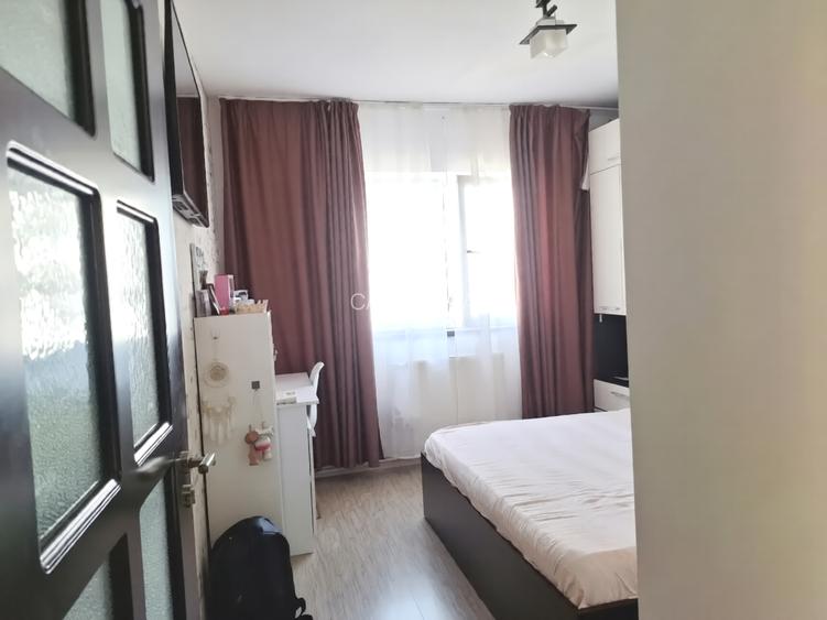 Apartament 2 camere decomandat, etaj intermediar, centrala, AC, Dacia - 4
