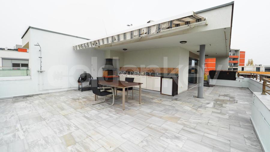 Vila duplex cu 6 camere | acces catre lac | terasa amenajata | barbecue | sauna - 28