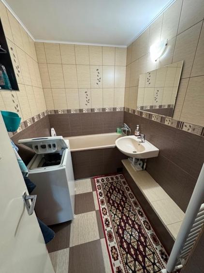 3 camere decomandat 2 bai 77mp etaj 3 zona nicolina lidl prima statie