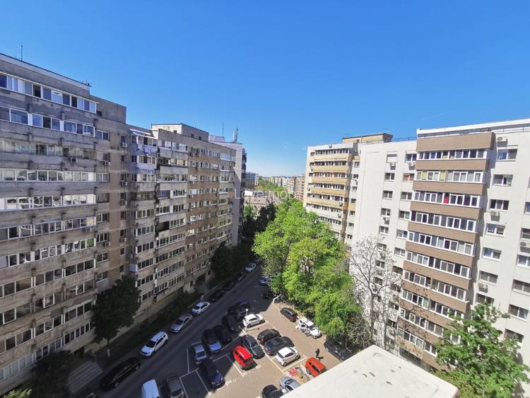 Apartament cu 2 camere, la 5 minute de metrou Lujerului, necesită renovare - 12