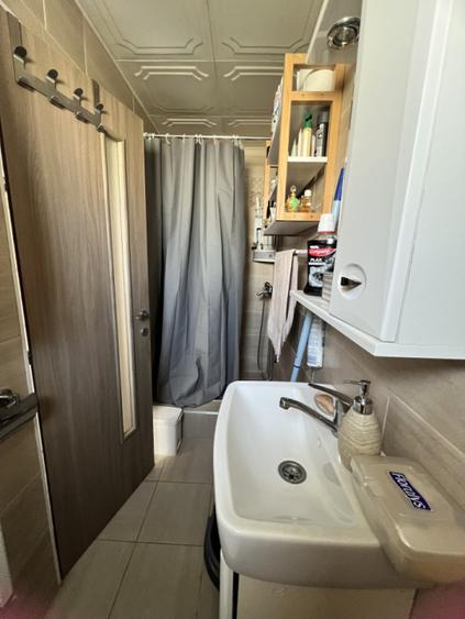Casa individuala, 200 mp, 2 parcari, ideal pentru gradinita/investitie