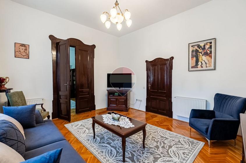 Casă de vânzare 4 camere ultracentral Oradea