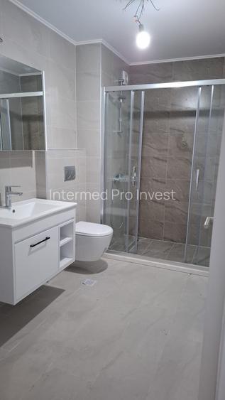 Institutul  de Marina- 3 camere decomandate, etaj 4 cu lift, - 9