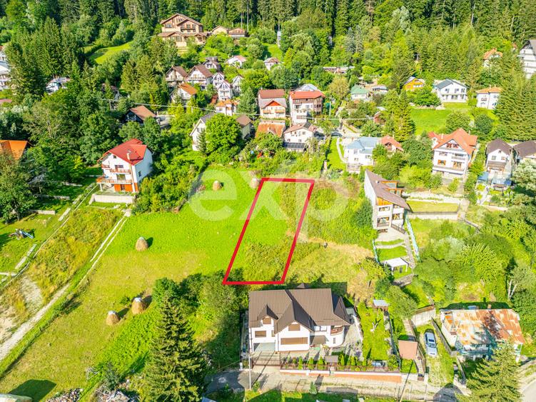 Teren 825 mp intravilan in Busteni cu vedere panoramica catre Muntii Bucegi