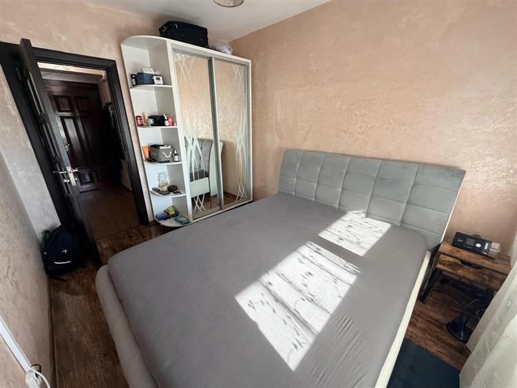 2 camere decomandat Galata, bloc nou