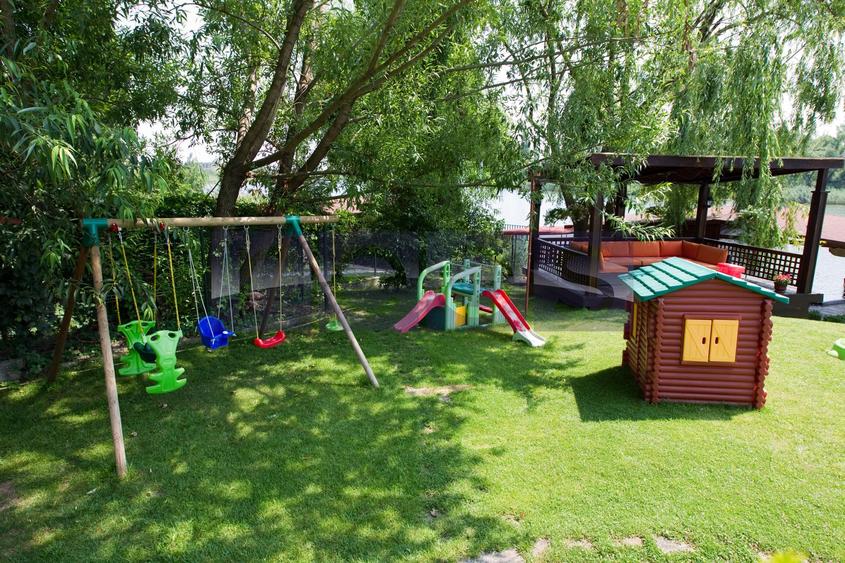 SNAGOV | VILA DE LUX CU 90M DESCHIDERE LA LAC | POZITIE EXCEPTIONALA