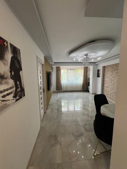 Apartament 3 camere de vanzare | Bucurestii Noi | Metrou Parc Bazilescu
