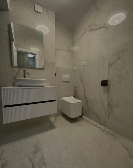 Apartament 3 camere de vanzare