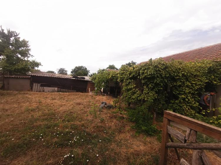Cumpăna(COD 06) teren cu casa demolabila