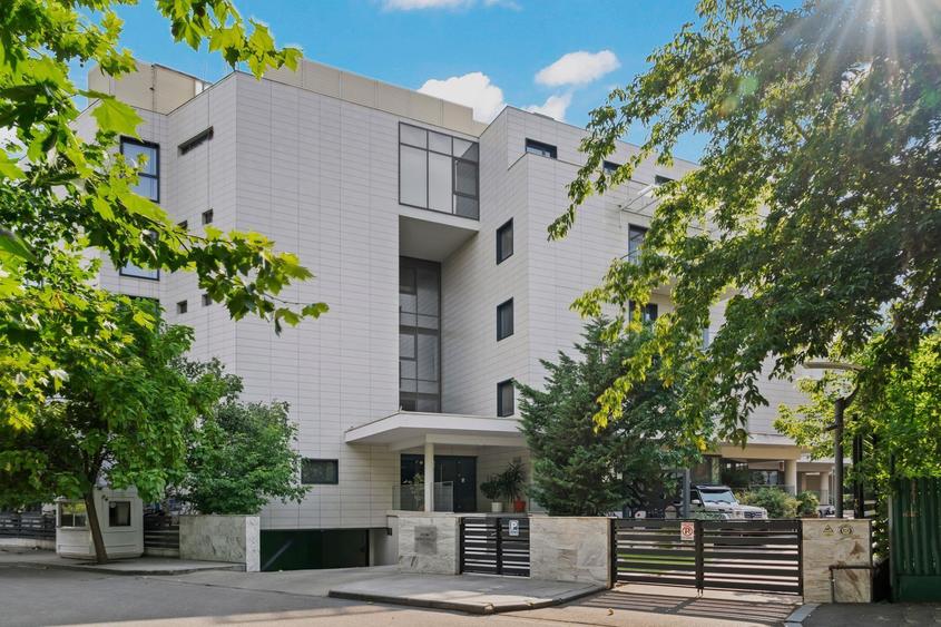Bloc boutique / Acces imediat în parc
