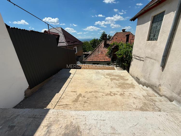Apartament cu 2 camere in casa I Brasov I 5 minute fata de centru - 10