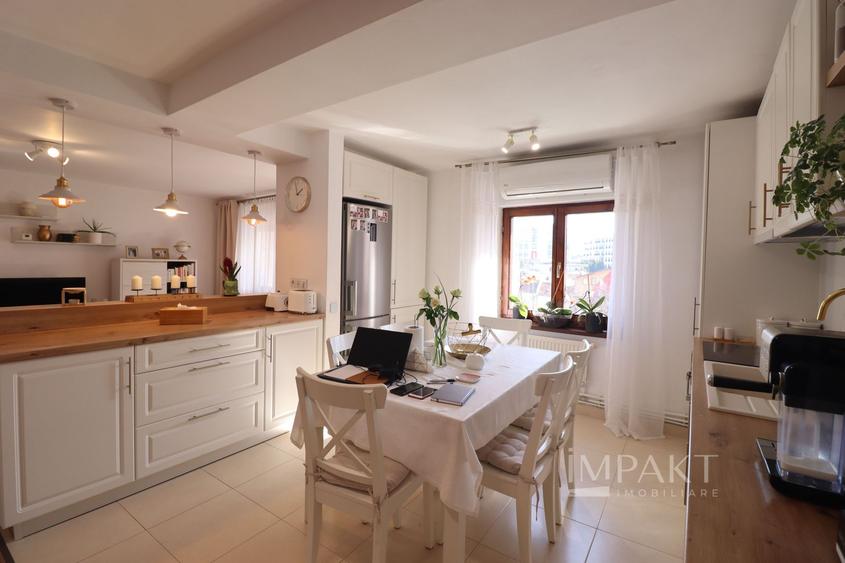 Apartament confort sporit cu  4 camere, zona The Office!