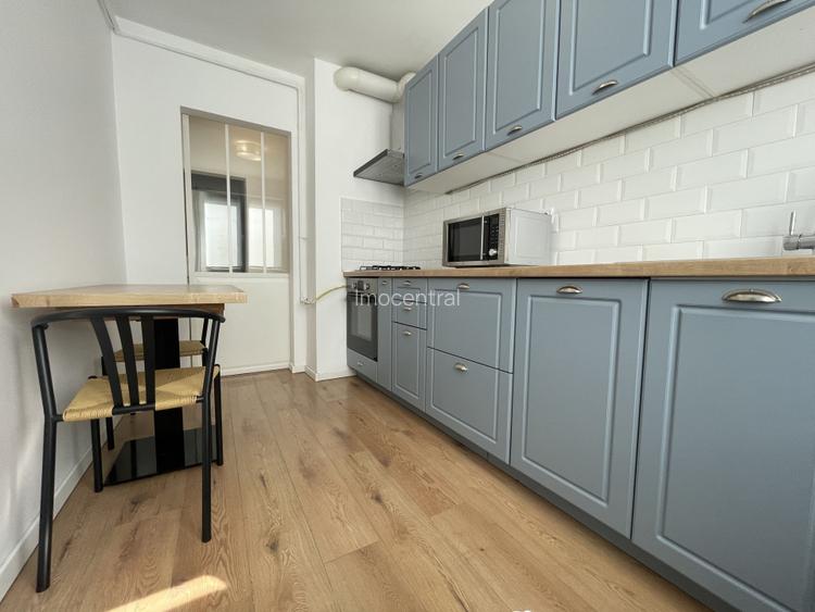 Apartament 3 camere renovat pe str. Horea