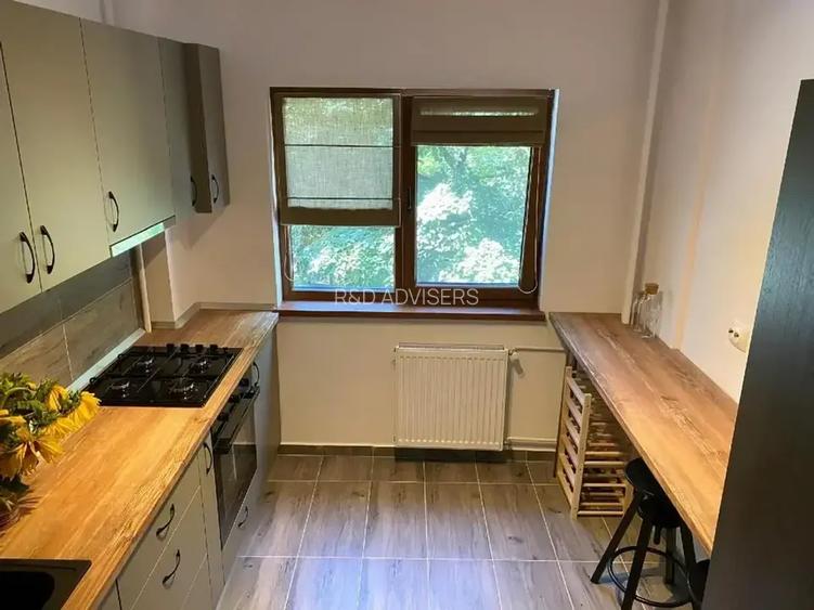 PANDURI, IONITA CEGAN, RENOVAT, ETAJ 2/8, BLOC 1988 - 5
