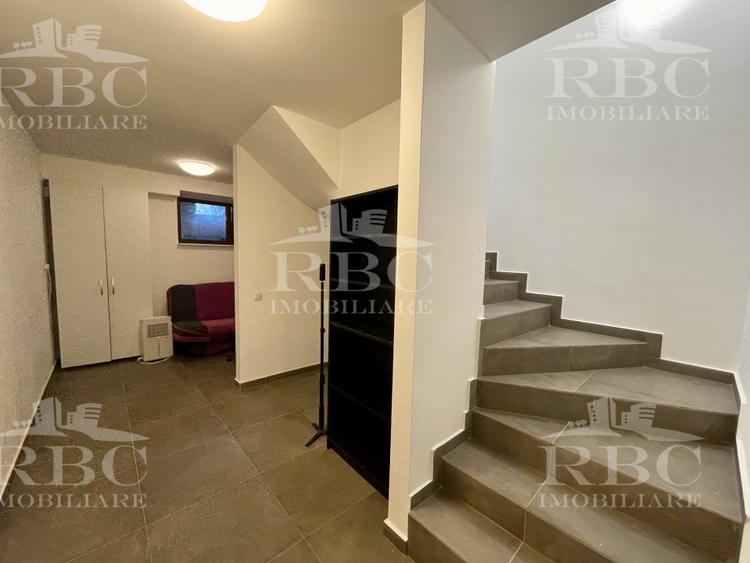 Duplex 5 camere cu 2 parcari in Europa