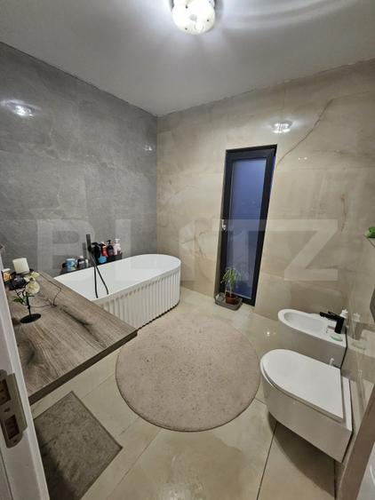 Duplex 160 mp utili, mobilat utilat cu garaj!