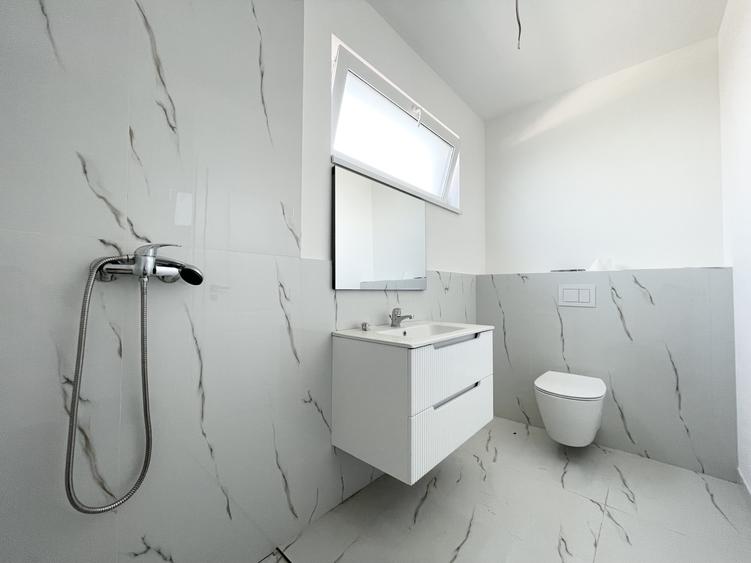 Duplex 4 camere despartit prin camera tehnica - Urseni