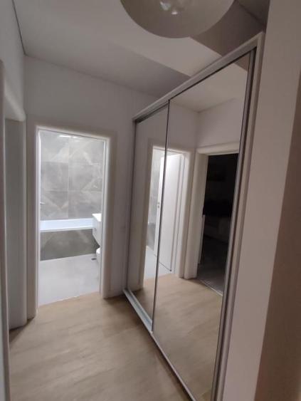 Apartament 2 camere Mihai Bravu-Vitan parcare centrala proprie