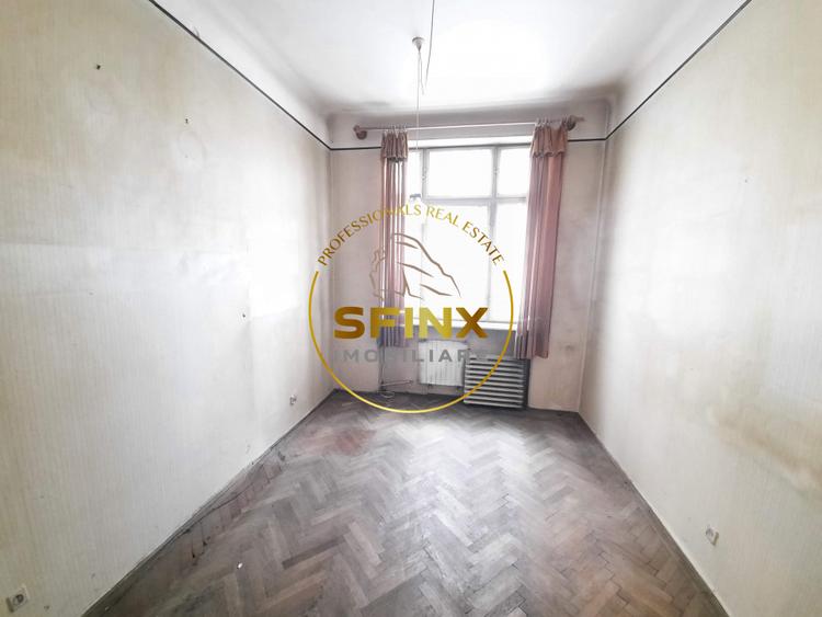 Parc Cismigiu, vanzare apartament 4 camere in vila interbelica