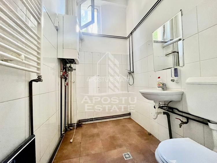 Spatiu comercial, zona Confectii - 4