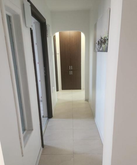 Apartament 3 camere | Favorit | Etaj 8/10 | Complet mobilat | 50m de metrou