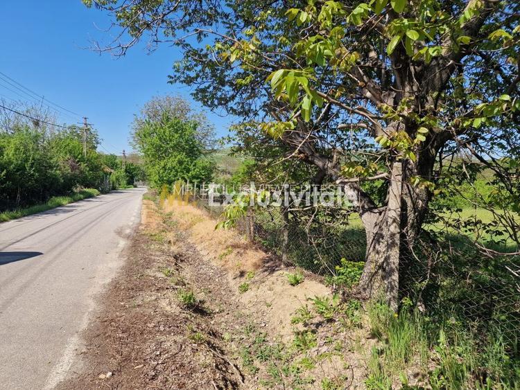 Teren intravilan  Calinesti! - 2