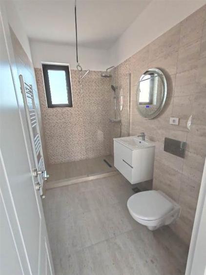 Vanzare - Casa- Vila - Prelungirea Ghencea -Cartierul Latin-178000E +TVA - Comis