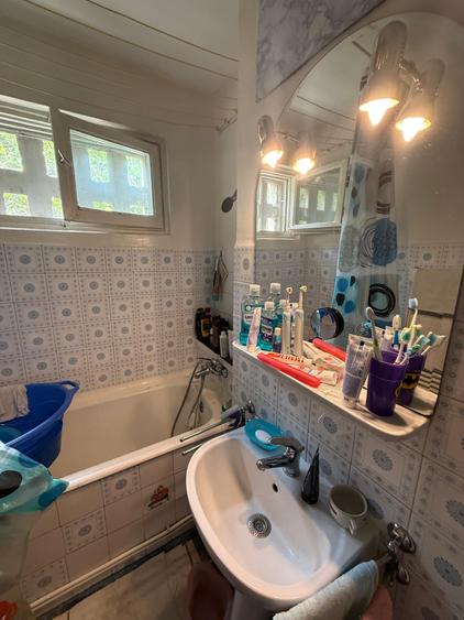 Apartament 3 camere Liceul Racovita id.159608