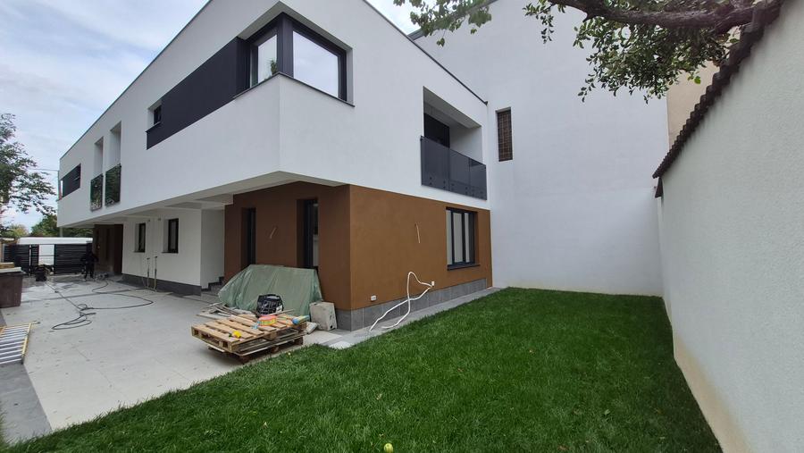 VILA SUPERBA CU 5 CAMERE AMPLASATA IDEAL
