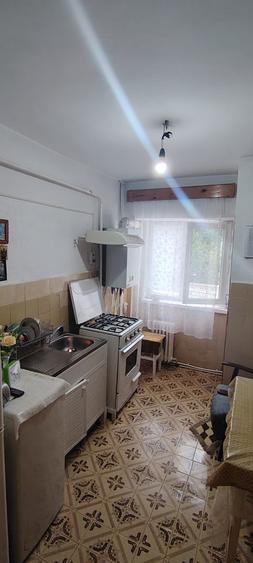 Apartament 2 camere etaj 1 la strada Primaverii