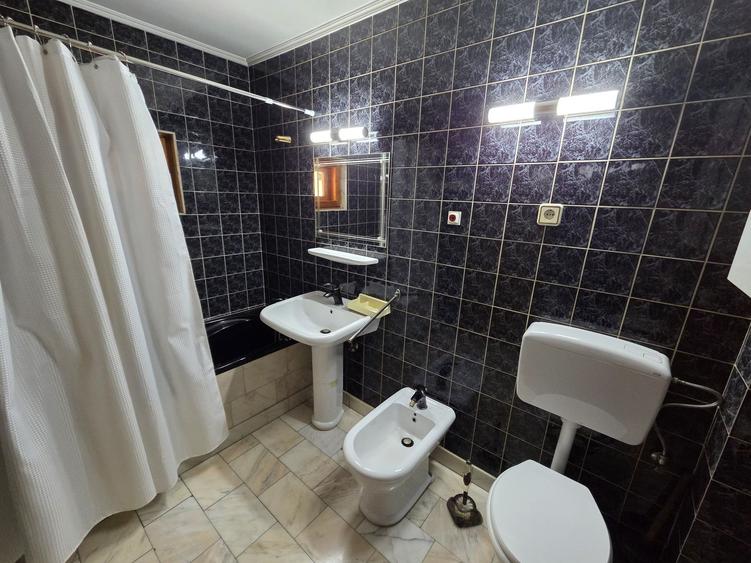 NOU! Vila in spatele Bisericii Bazilescu