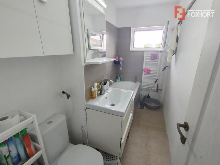Apartament cu 2 camere de vanzare in zona Spitalul Judetean