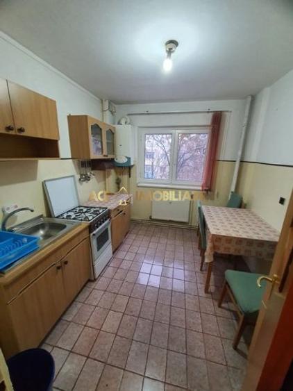 2 Camere de inchiriat | Berceni | Metrou | Centrala | Parcare |