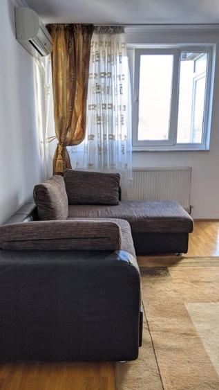 Apartament 2 camere mobilat si utilat complet, acces metrou, disponibil imediat.