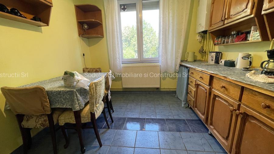 Apartament cu 2 camere in bloc de cărămidă , etajul 1 - 10
