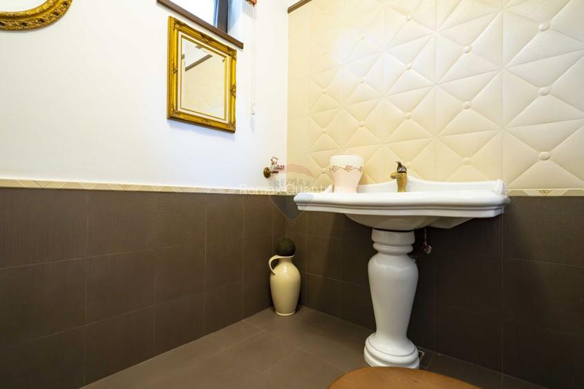 Casă cu 5 camere de vânzare în zona Dealuri Oradea - 13