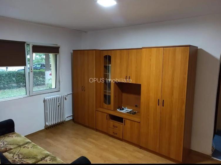Apartament 3 camere, zona Mc Donald's - 3