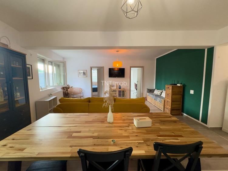 3 camere Semidecomandat | 2 bai | Parcare | Mobilat Utilat | Terasa