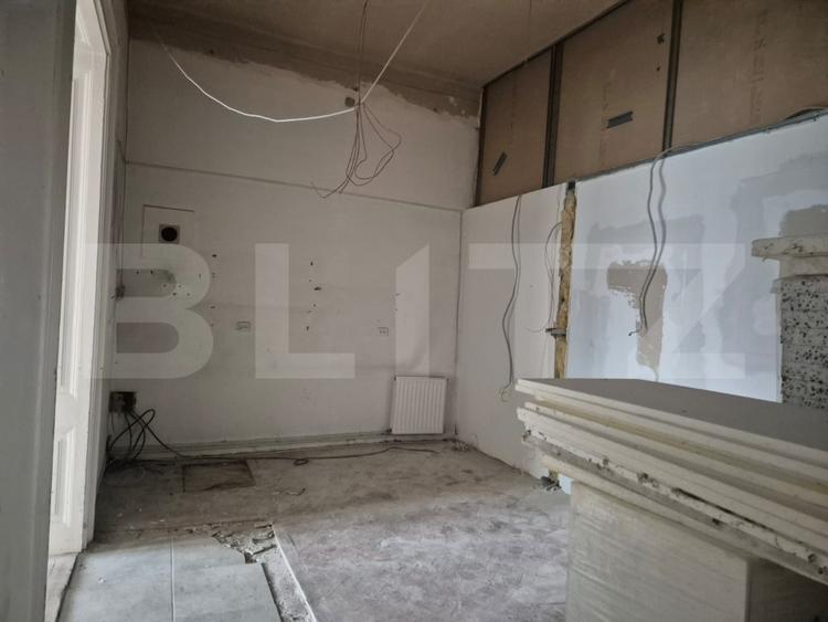 Proprietate cu 10 ari teren de vanzare pe strada Bolyai