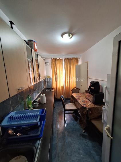 2 decomandate Piata Centrala 50mp Parter/4 mobilat 63000Euro