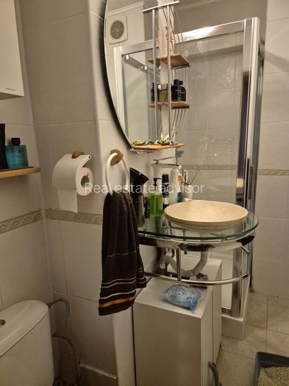De vanzare apartament 4 camere zona Decebal - Alba Iulia - 2