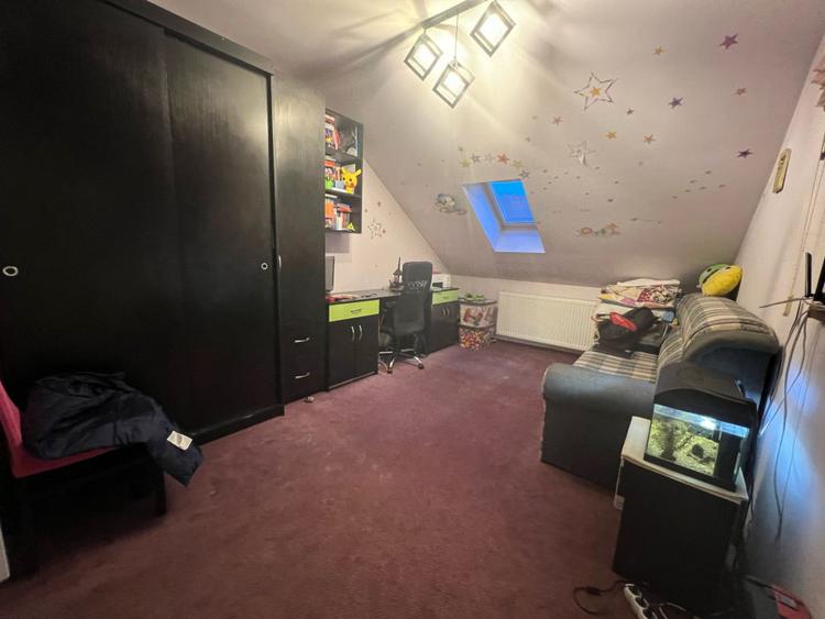 Apartament de 4 camere pe doua nivele, 105 MP, intr-un imobil cu 4 apartamente