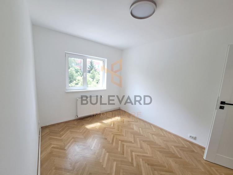 Apartament 3 camere zona Piata Cipariu! Renovat!