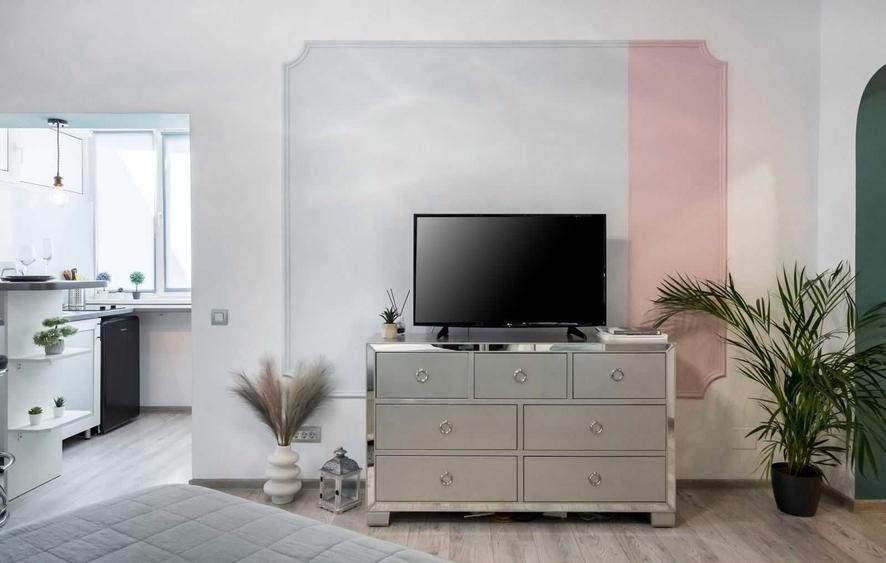 AMAZING STUDIO | CONSTANTIN NACU | QG955