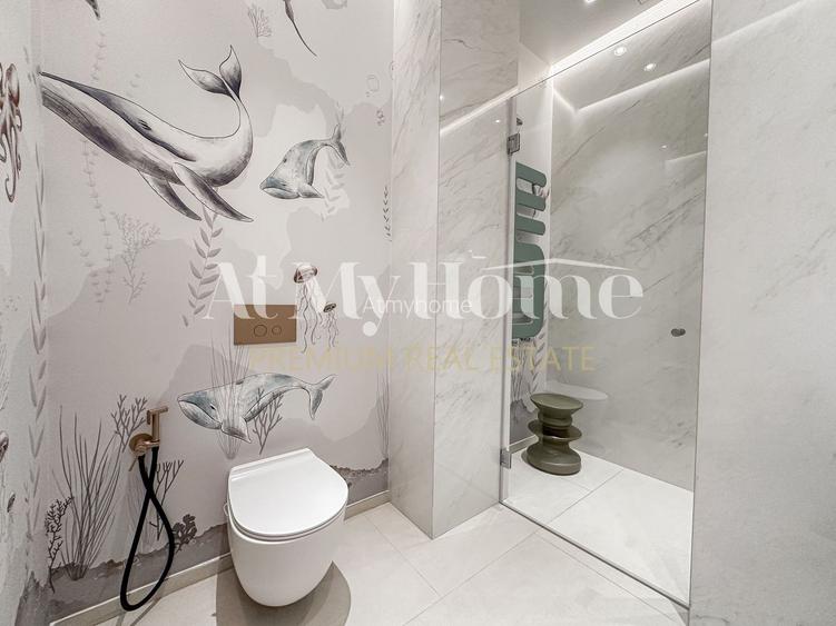 Penthouse Ultra Luxury cu 5 camere,  complet renovat,2 parcari,boxa,terase 195mp - 44