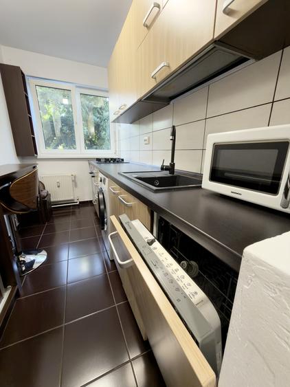 Apartament 2cam Bloc Anvelopat METROU - Piata Victoriei | Dorobanti