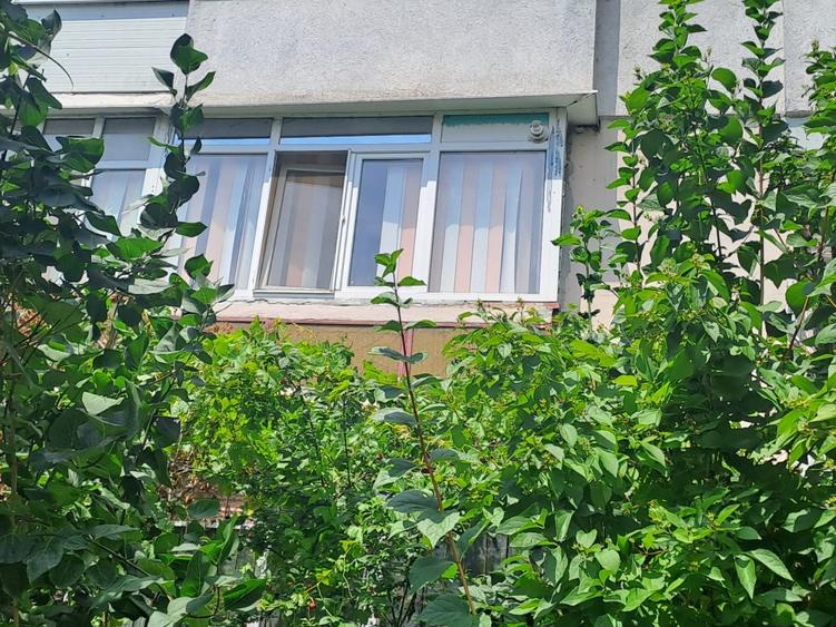 Vând apartament cu 2 camere ultracentral