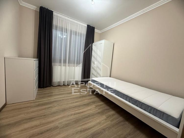 Apartament cu 3 camere, Bucatarie inchisa, Centrala, Timis, Giroc
